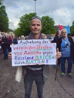 Demo gegen Panzertransporte Rostock 5.5.2024_2_001